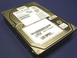 HDD Hitachi DK32EJ-72NC 73.9GB, 10K rpm, Ultra320 (U320) SCSI LVD/SE, 4MB buffer size, 80-pin  ( )