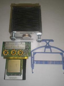 IBM xSeries Xeon MP 2.5GHz, 512MB L2, 1MB L3 Processor Upgrade Kit (2500MHz)/w VRM & radiator, p/n: 73P8806, retail