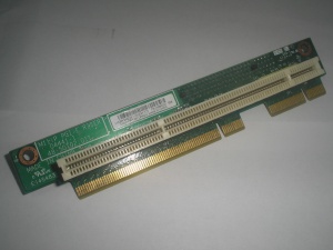 IBM x306M 1U Riser card, p/n: 39Y9880, FRU: 39M4337  ()