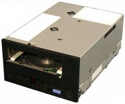     Streamer IBM 100/200GB LTO-1 SCSI 68-pin LVD-SE (LTO) internal tape drive, p/n: 08L9457, 08L9298, FRU: 71P9126. -27920 .