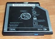 Товарный ряд представлен оптическими дисководами IBM 24X CD-ROM Slimline, IDE, FRU: 27L4301. Цена-1520 руб.