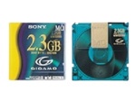 SONY GigaMO Rewritable 2.3GB Magneto Optical disk (MO disk), 3.5", 2048 byte/sector ( )