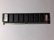 На продажу выставлены модули памяти Mitsubishi MH4M36CNYJ-6 32MB 4MX36 60ns DRAM SIMM Memory Module. Цена-3920 руб.